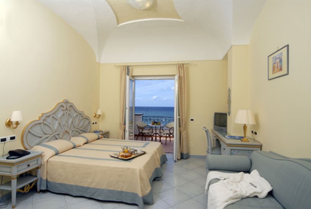 Hotel Tritone – Ischia